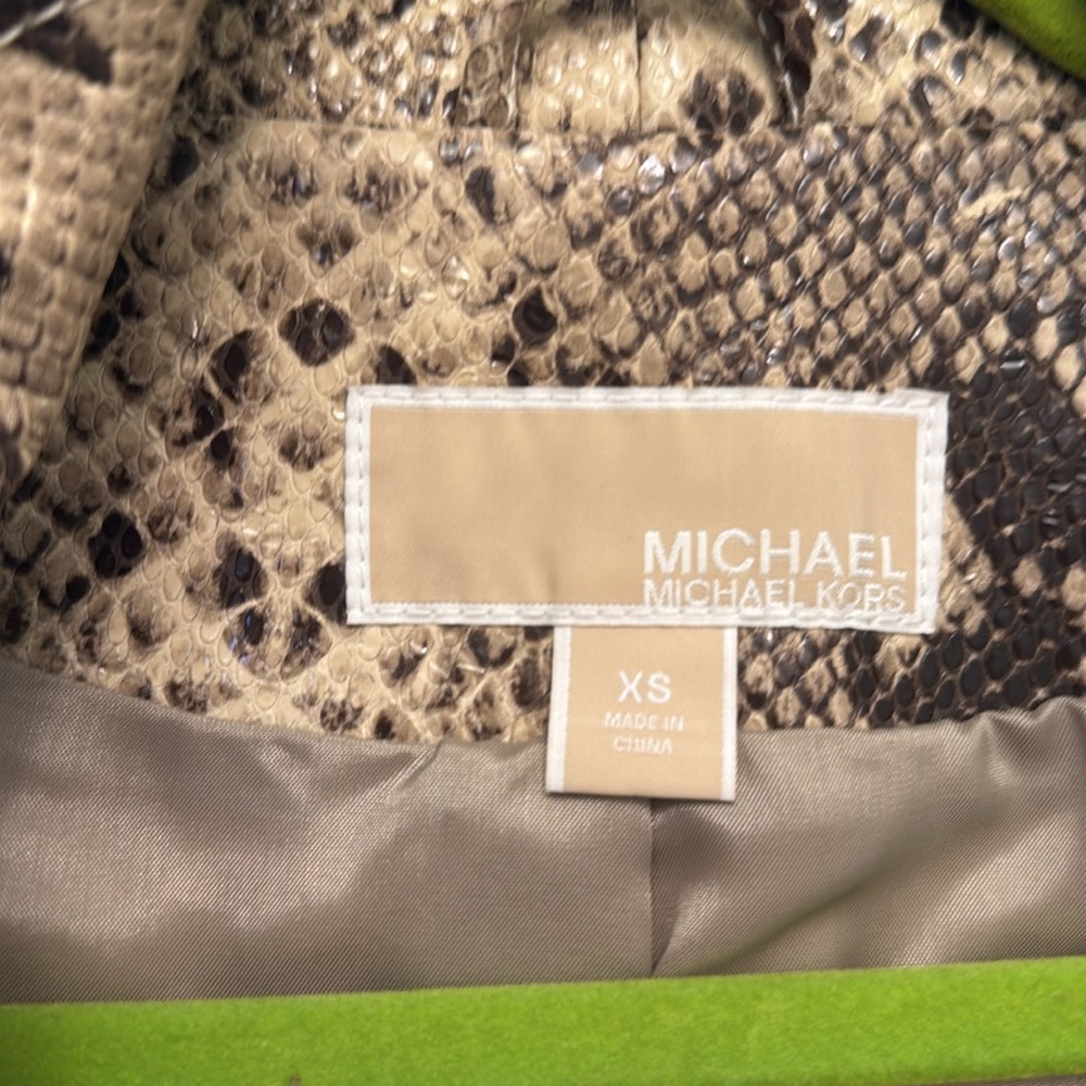 Stunning Michael Kors snake print leather jacket - Picture 2 of 8